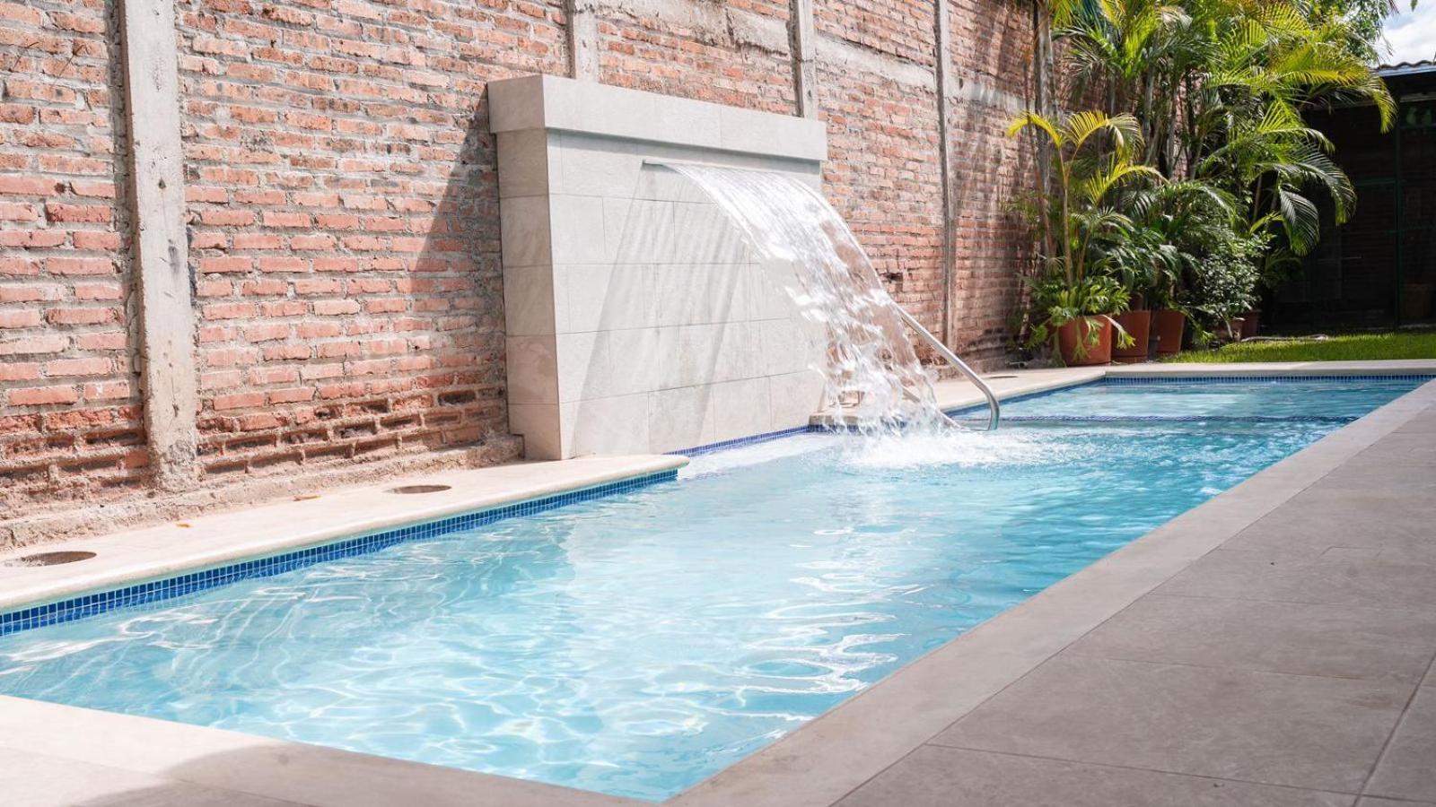 Hotel Boutique Nueva Valladolid 科马亚瓜 外观 照片