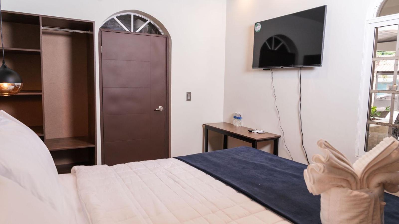 Hotel Boutique Nueva Valladolid 科马亚瓜 外观 照片